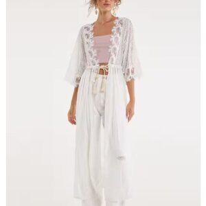 Cento Ivory Kimono Lace Cover Up, One Size
